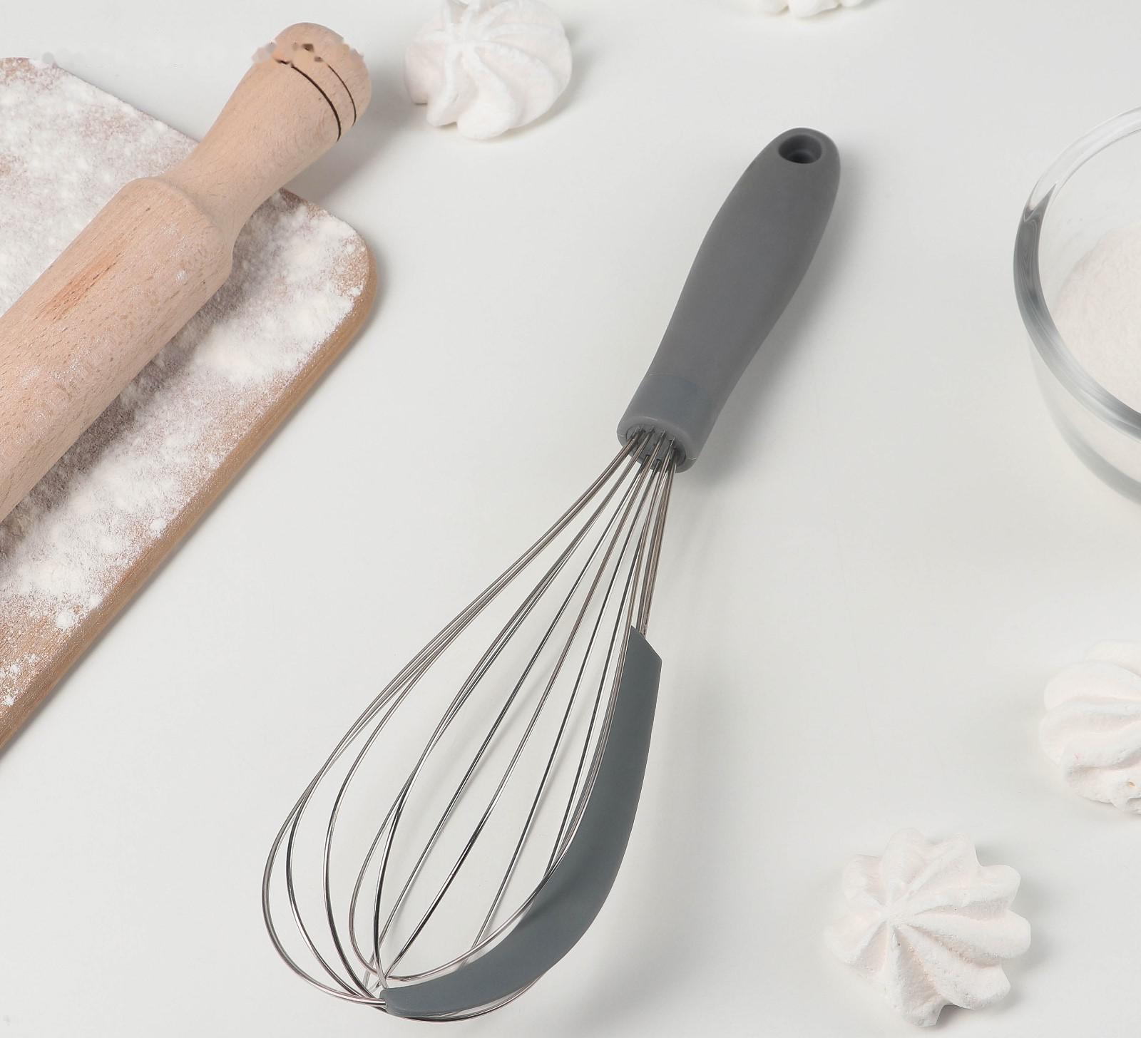 Венчик со скребком Доляна, 31 см, цвет МИКС