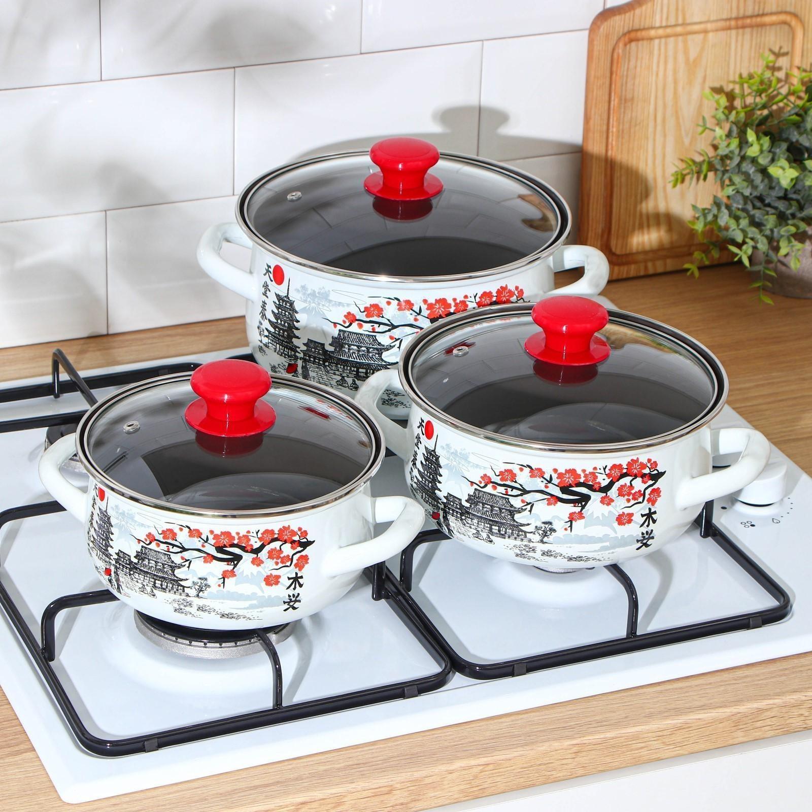 Набор кастрюль «Ветка сакуры», 3 предмета: 1,5 л, 2 л, 3 л, индукция, цвет белый