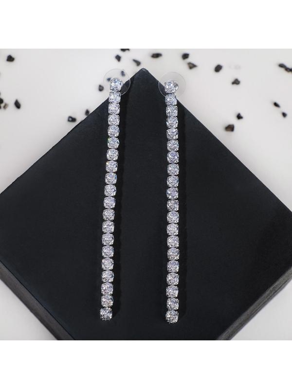 Серьги висячие со стразами 