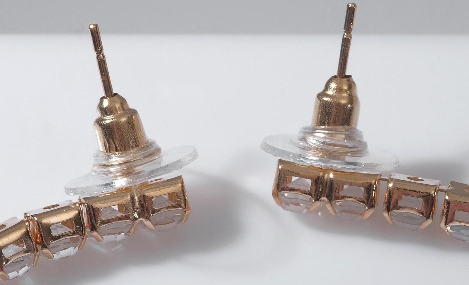 Серьги висячие со стразами 