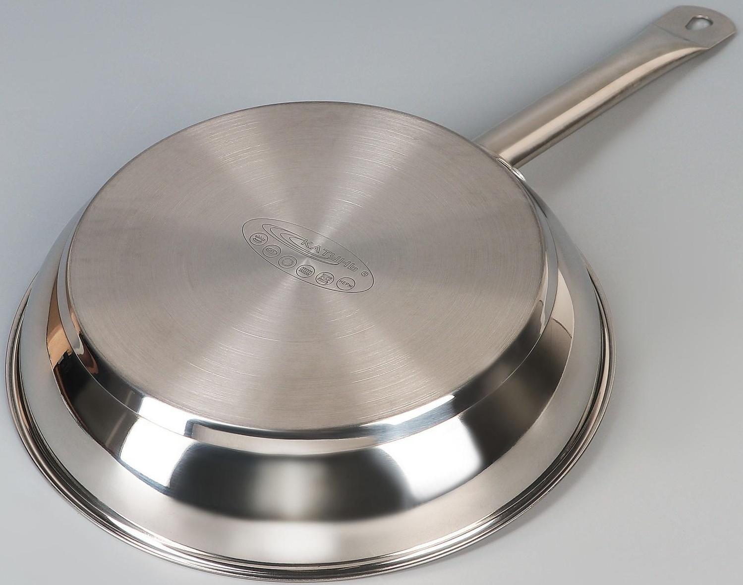 Сковорода «Общепит», d=28 см, корпус 0,6 мм, дно 3,5 мм, с теплораспределительным слоем, металлическая ручка, индукция, цвет хромированный