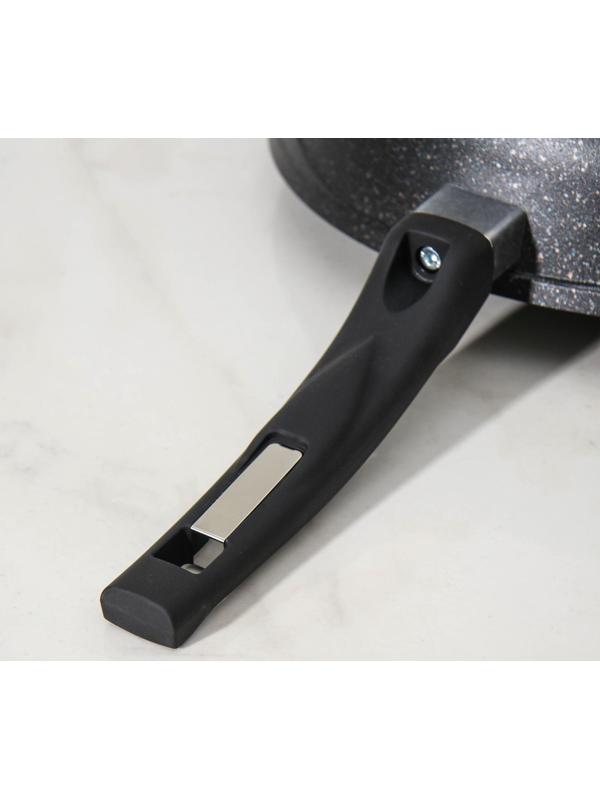 Сковорода «Гранит Star», d=30 см, пластиковая ручка, стеклянная крышка, антипригарное покрытие, цвет чёрный