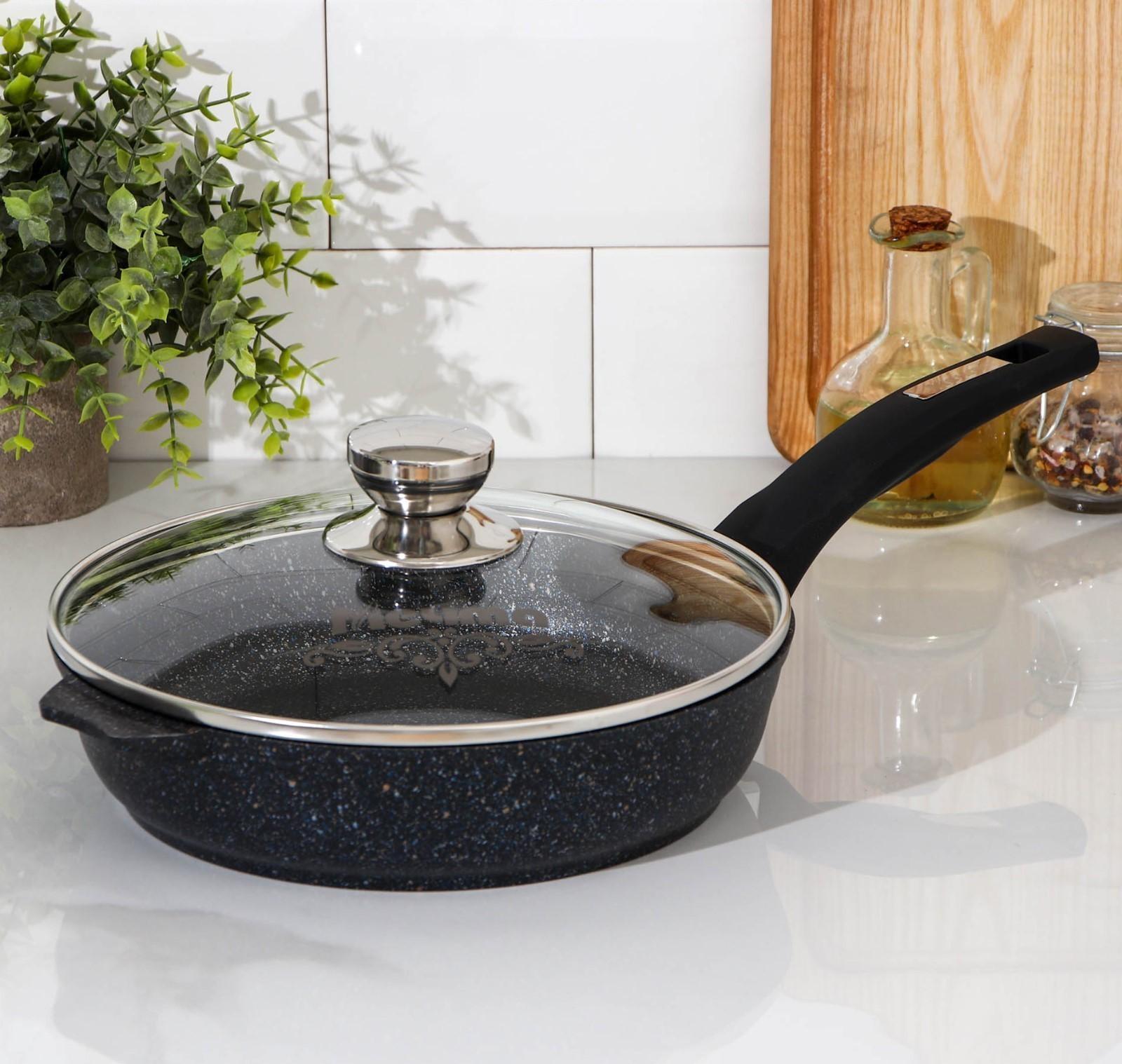 Сковорода «Гранит Star», d=24 см, стеклянная крышка, антипригарное покрытие, цвет чёрный