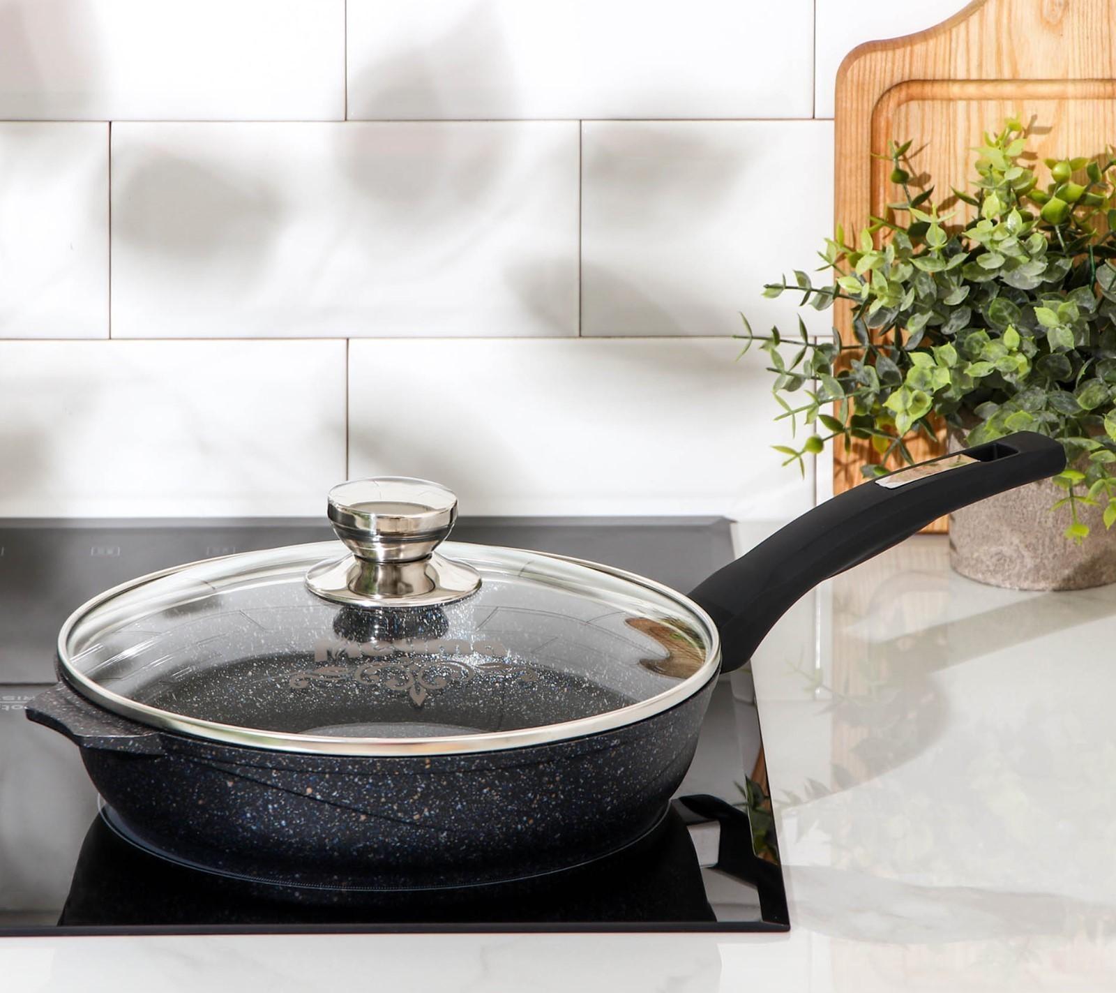 Сковорода «Гранит Star», d=24 см, стеклянная крышка, антипригарное покрытие, цвет чёрный