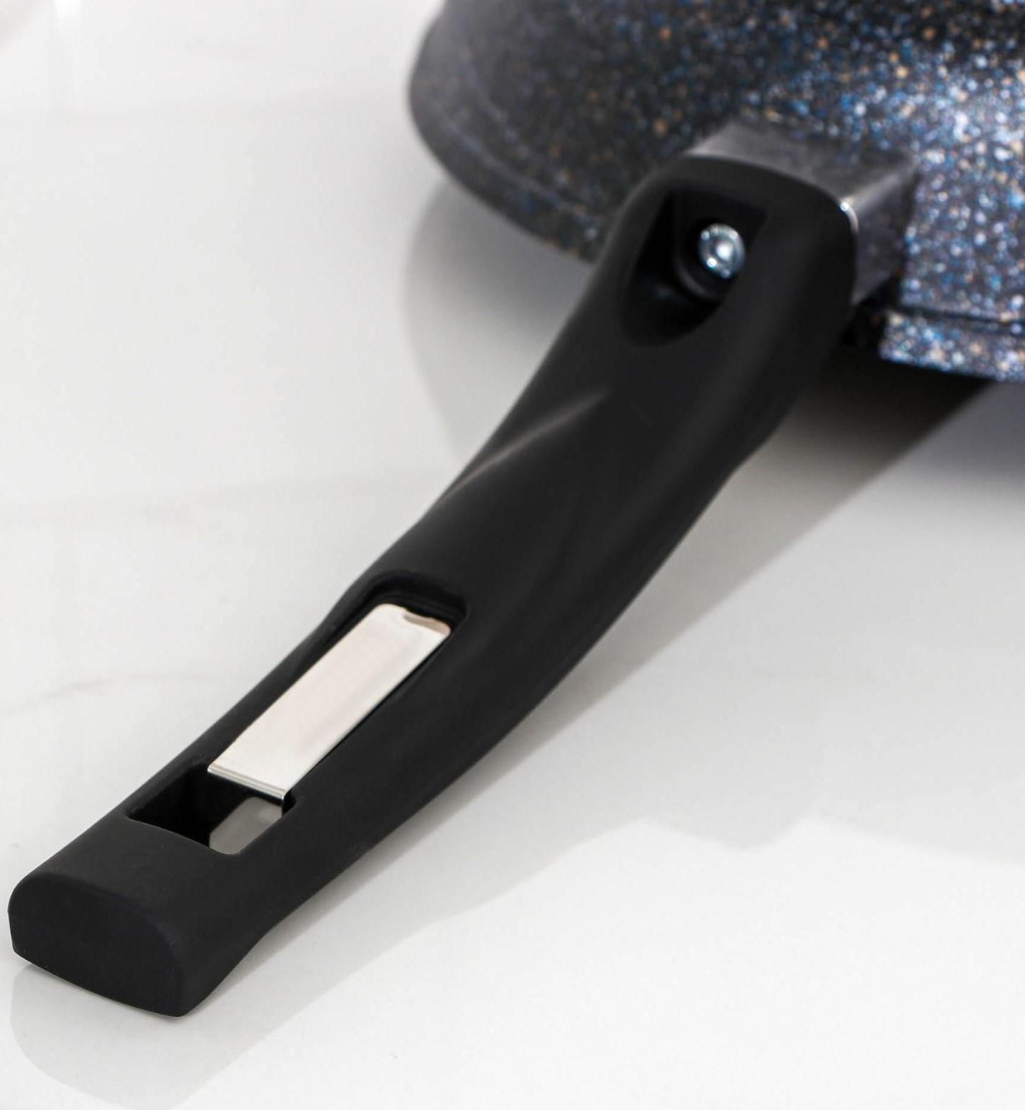 Сковорода «Гранит Star», d=22 см, стеклянная крышка, антипригарное покрытие, цвет серый