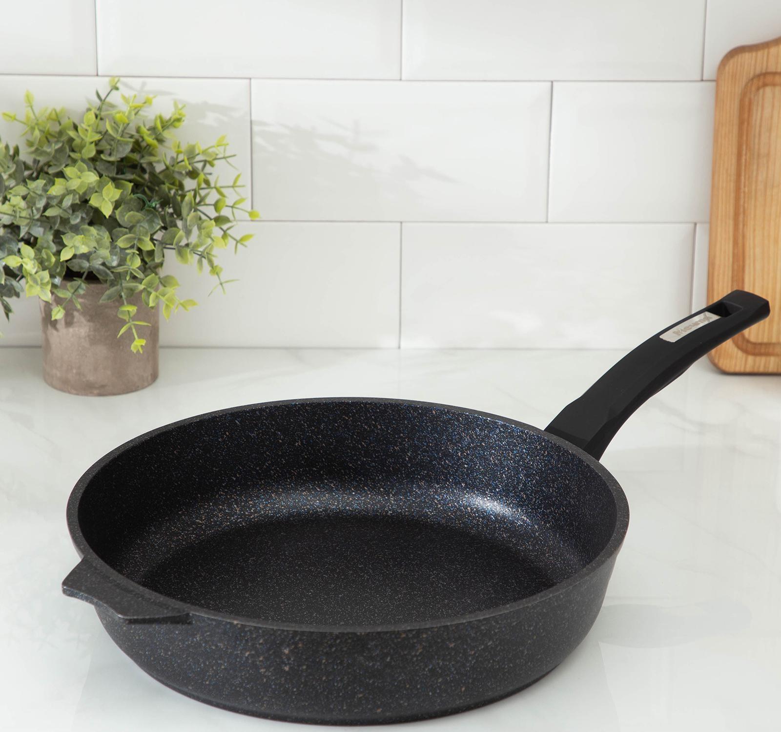 Сковорода «Гранит star», d=30 см, пластиковая ручка, антипригарное покрытие, цвет чёрный