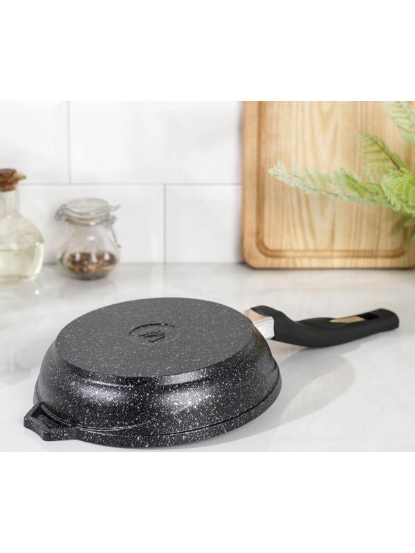 Сковорода «Гранит Star», d=18 см, пластиковая ручка, антипригарное покрытие, цвет чёрный