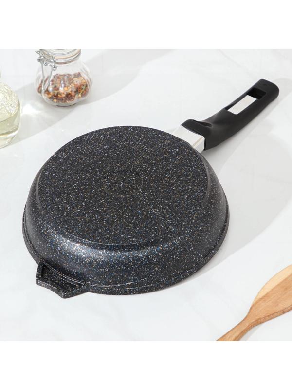Сковорода «Гранит Star», d=20 см, пластиковая ручка, антипригарное покрытие, цвет чёрный