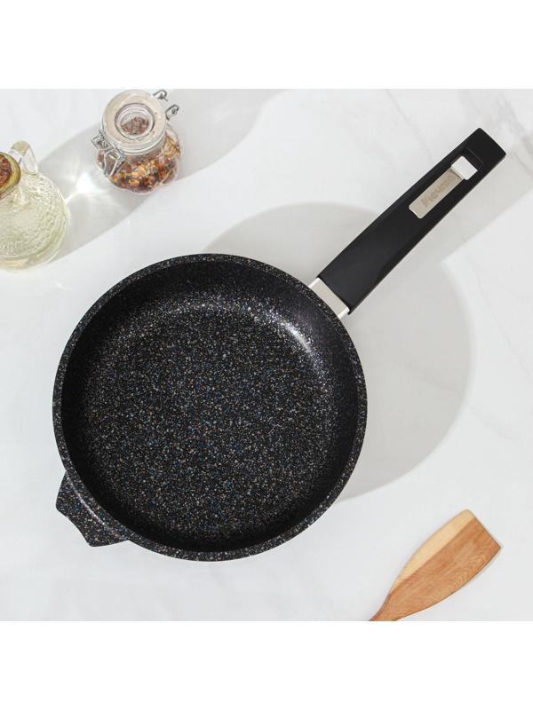 Сковорода «Гранит Star», d=20 см, пластиковая ручка, антипригарное покрытие, цвет чёрный