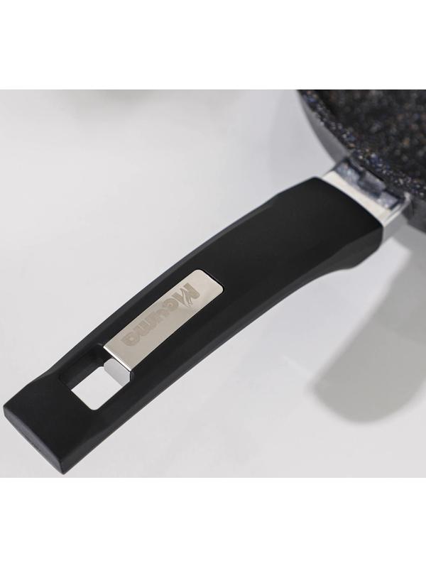 Сковорода «Гранит Star», d=22 см, пластиковая ручка, антипригарное покрытие, цвет чёрный