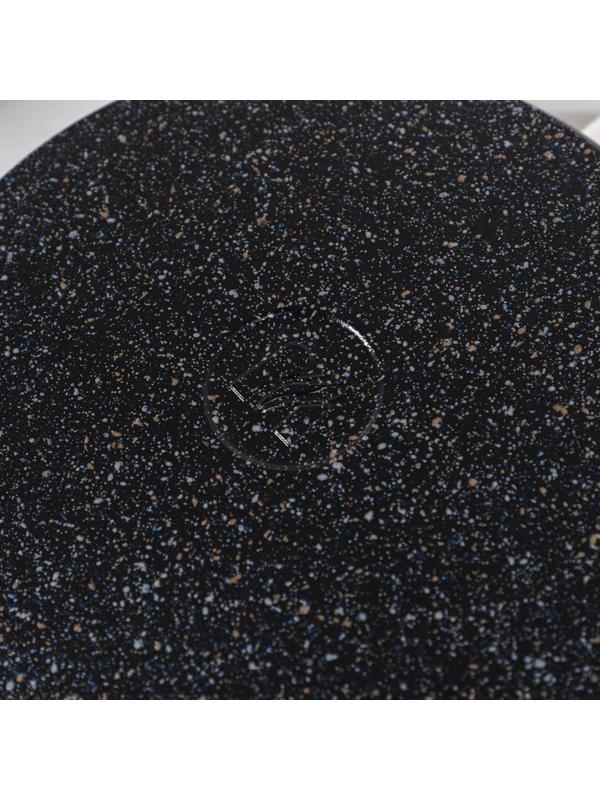 Сковорода «Гранит Star», d=22 см, пластиковая ручка, антипригарное покрытие, цвет чёрный