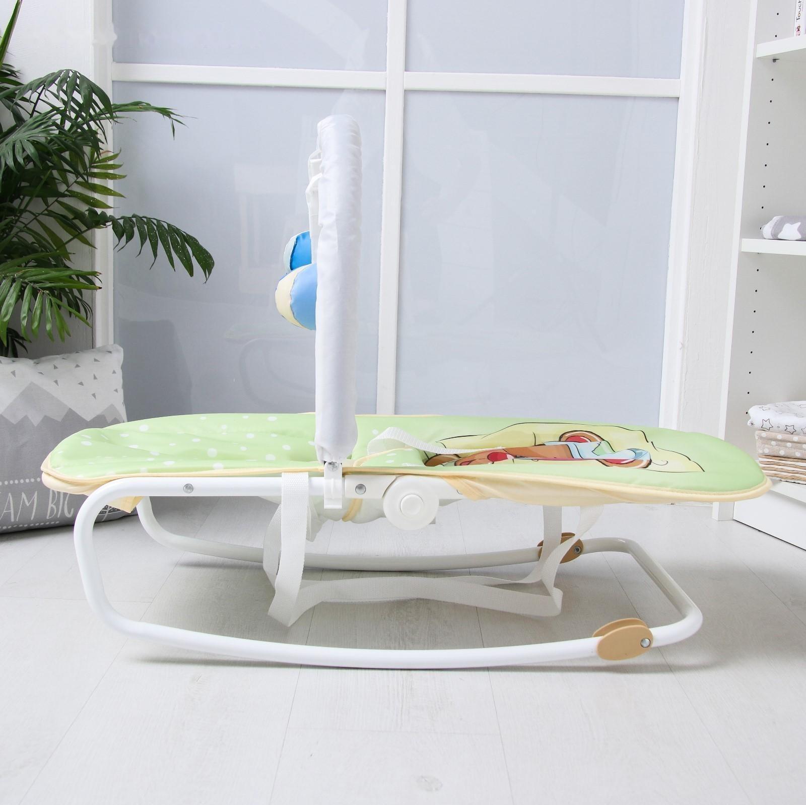 Шезлонг - качалка для новорождённых «Мишка под одеялком», игровая дуга, игрушки МИКС