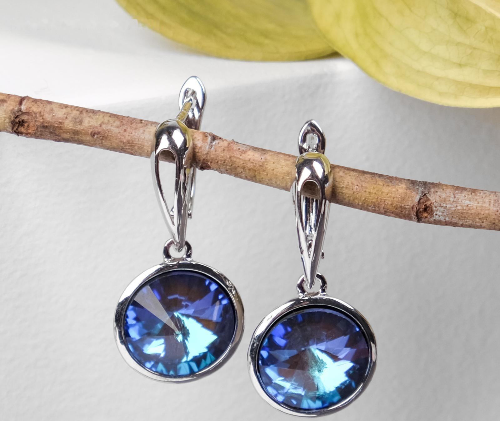 Серьги со стразами 