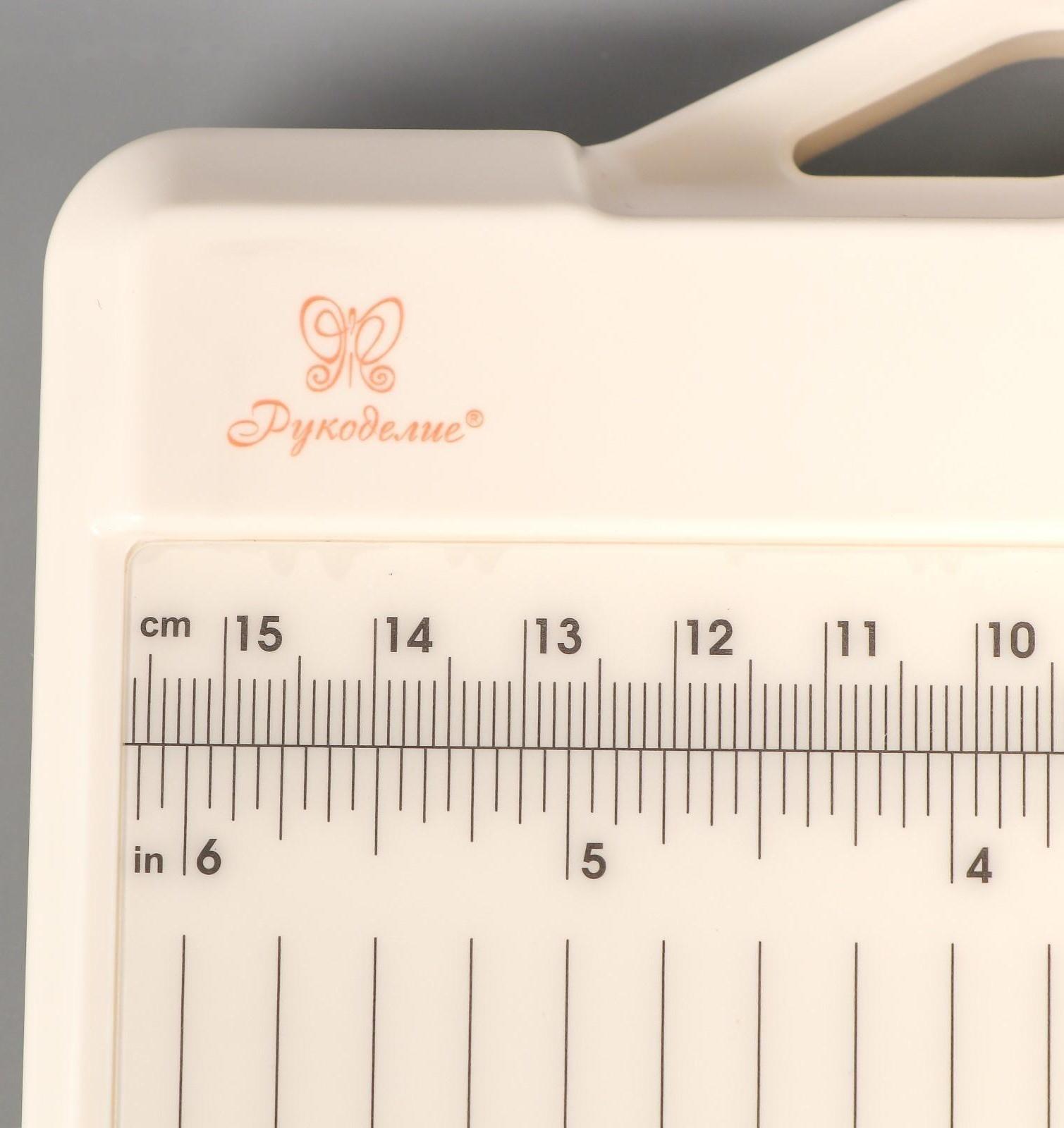 Резак для бумаги гильотинный “Рукоделие” 22см