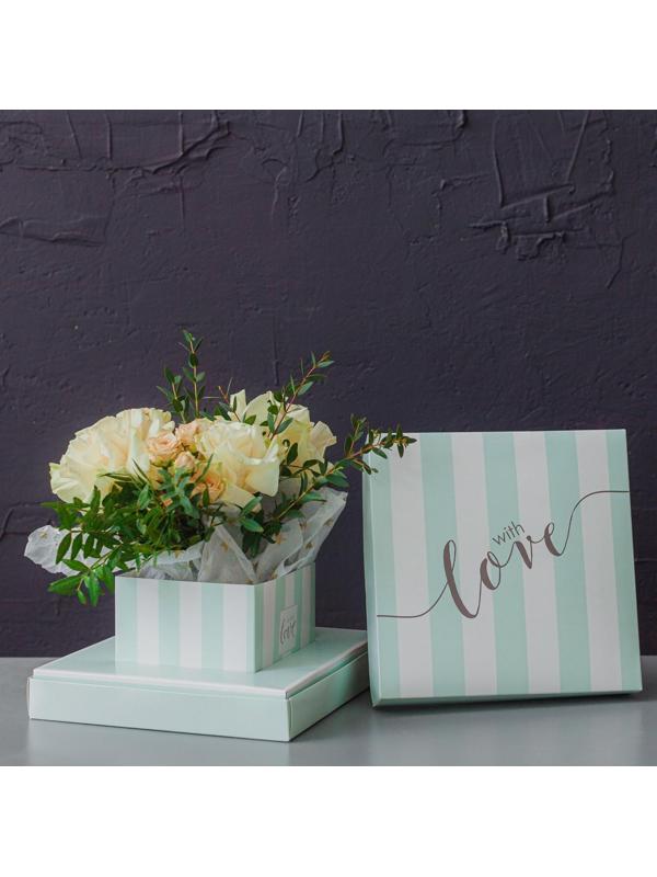 Коробка для цветов с вазой и PVC окнами складная «With love», 23 х 30 х 23 см