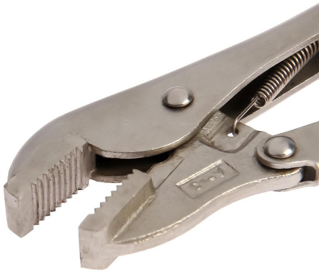 Зажим ручной ТУНДРА, усиленный, плоский захват, с фиксатором, 175 мм