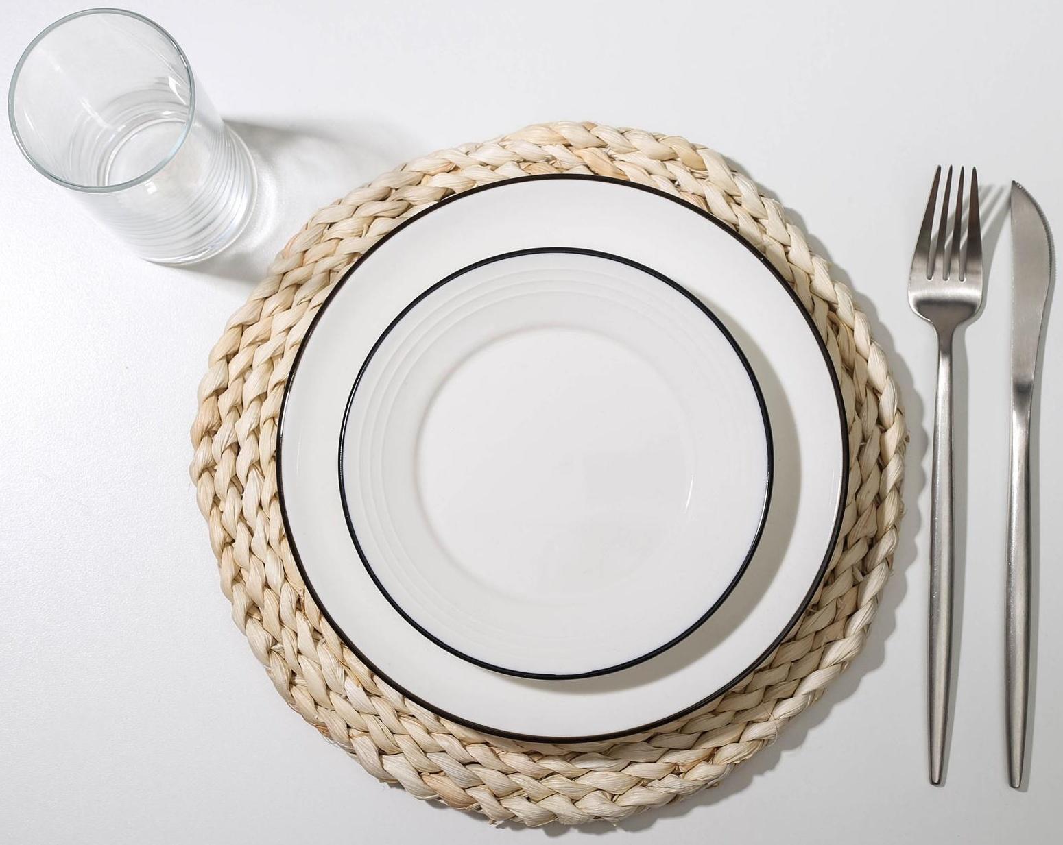 Салфетка сервировочная на стол Доляна «Косичка», d=25 см, плетёная