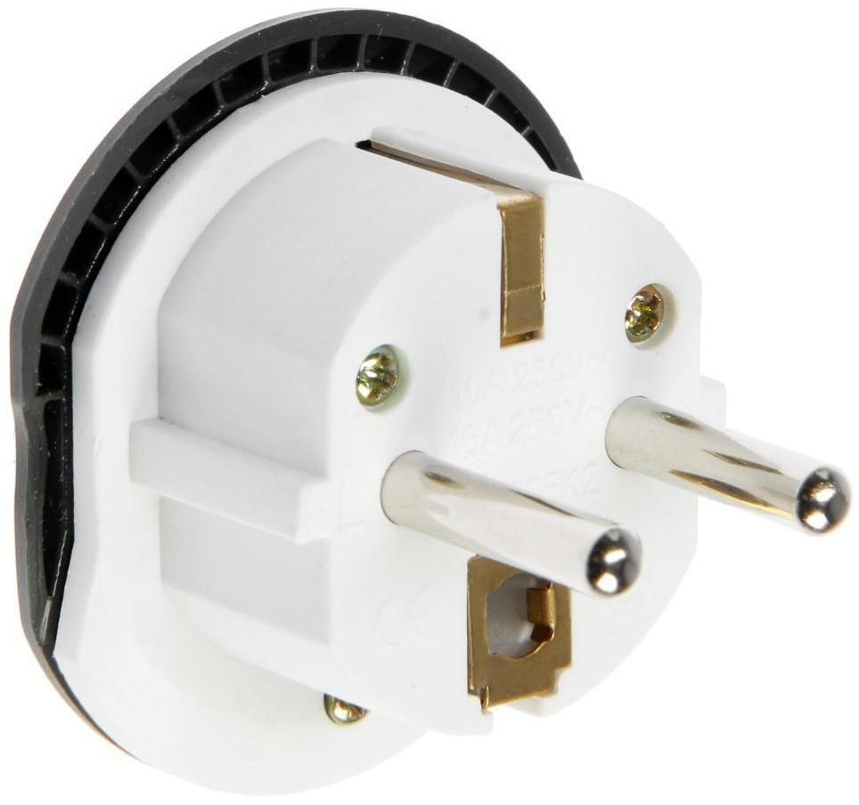 Переходник универсальный 16А, с з/к, 220 В, черно-белый, заподлицо в розетку,розн. упак.