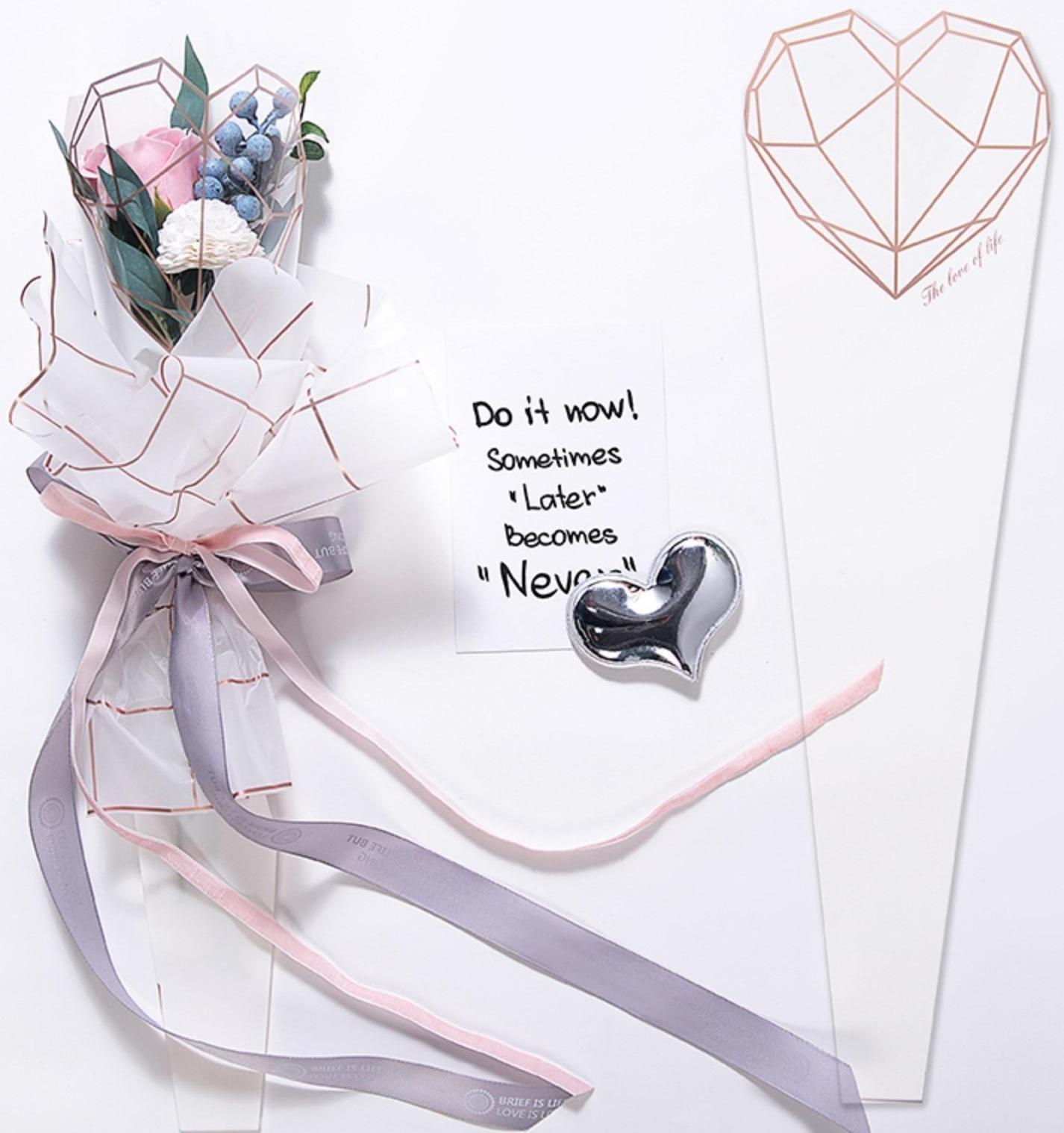 Конус для цветов, белый, 60 х 15 см