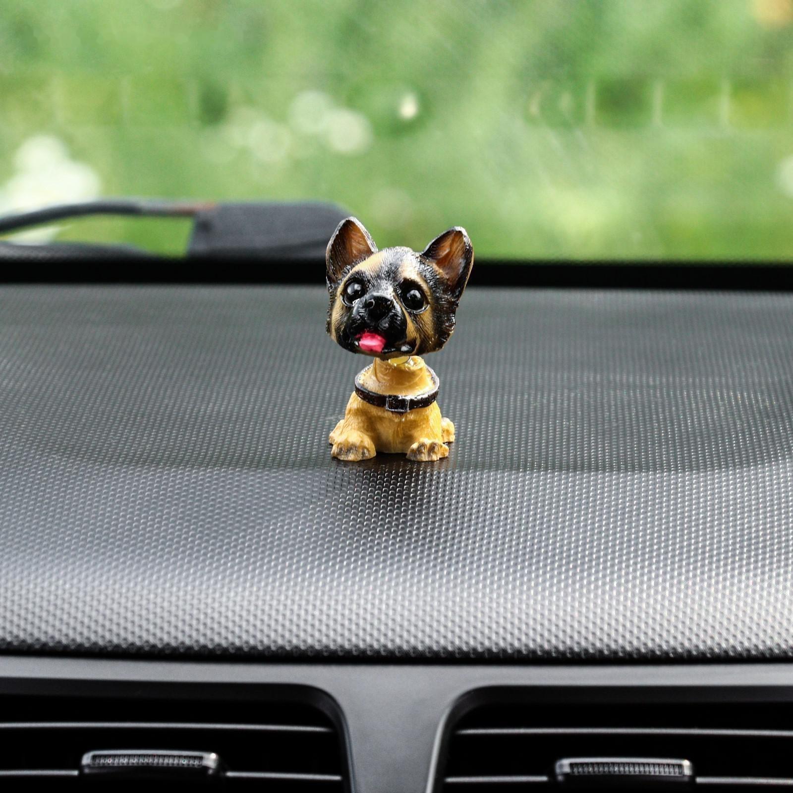 Собака на панель авто, качающая головой, СП22