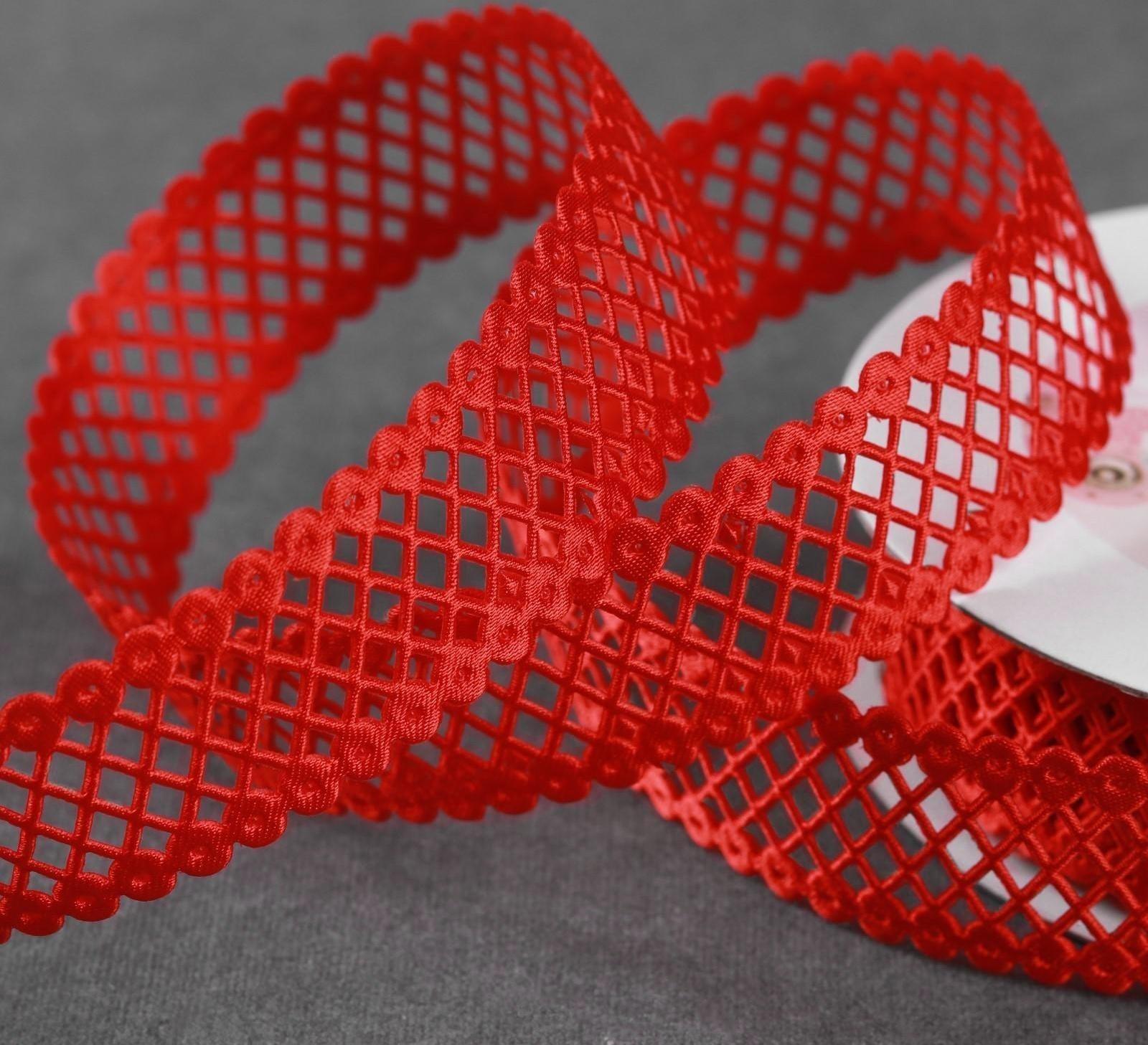 Лента фигурная «Ромбы резные», 25 мм, 9 ± 0,5 м, цвет красный