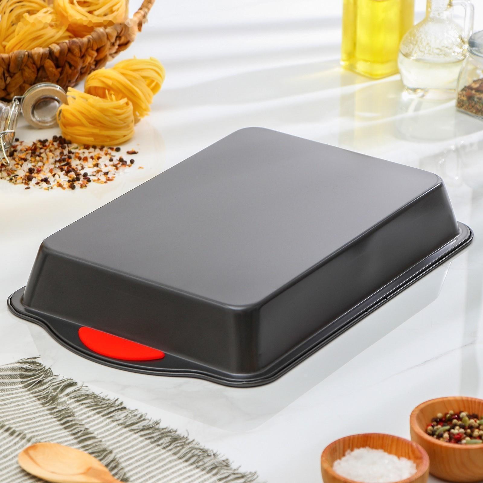 Противень для выпечки Доляна «Софт. Прямоугольник», 40,5×25,5×5,5 см, с силиконовыми ручками, антипригарное покрытие, цвет чёрный