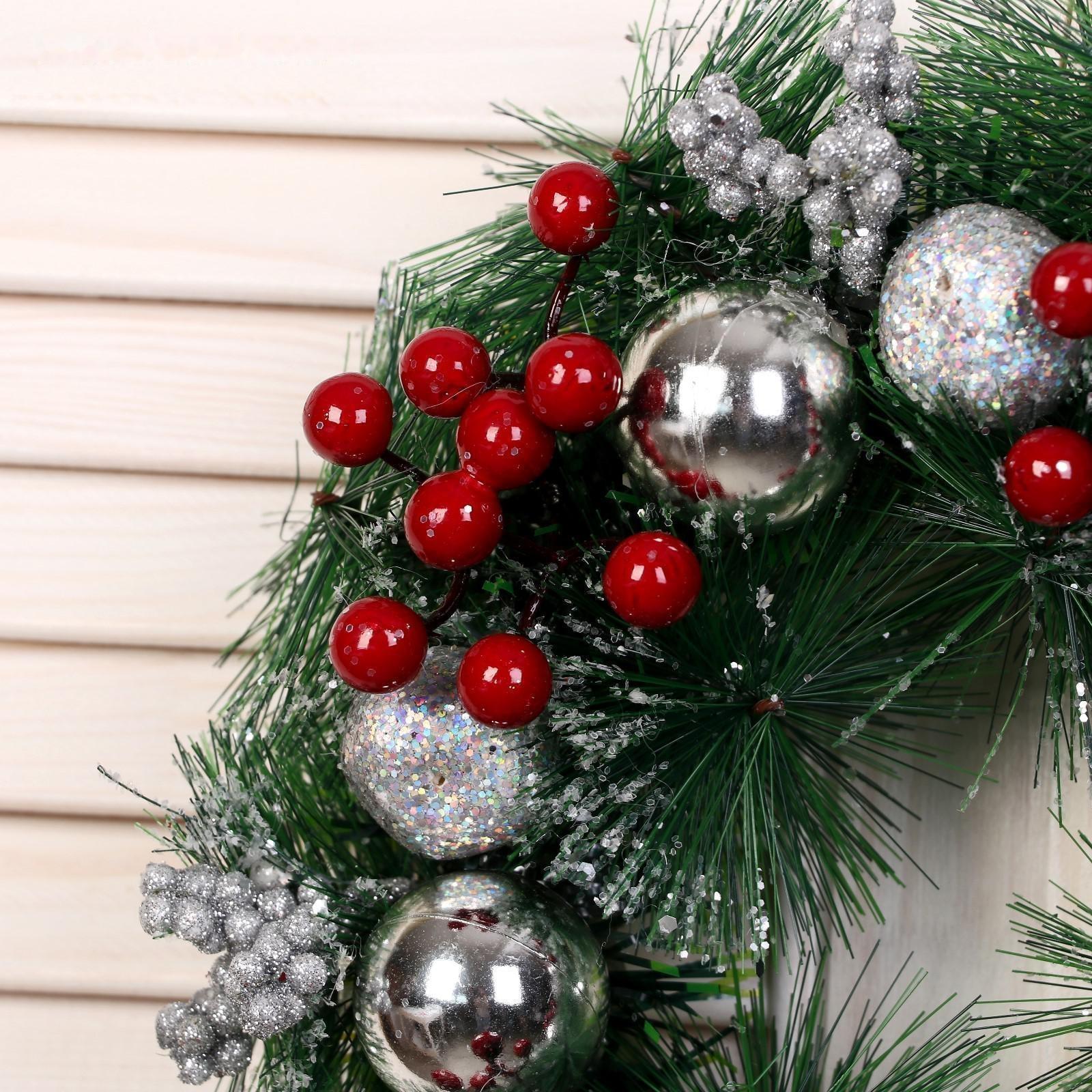 Венок новогодний d-25 см 