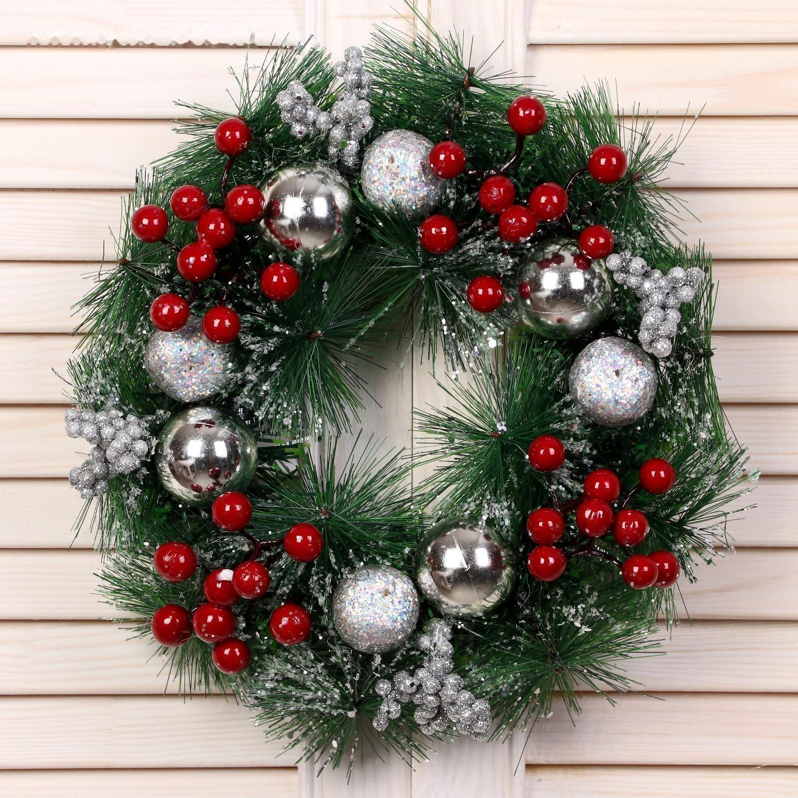 Венок новогодний d-25 см 