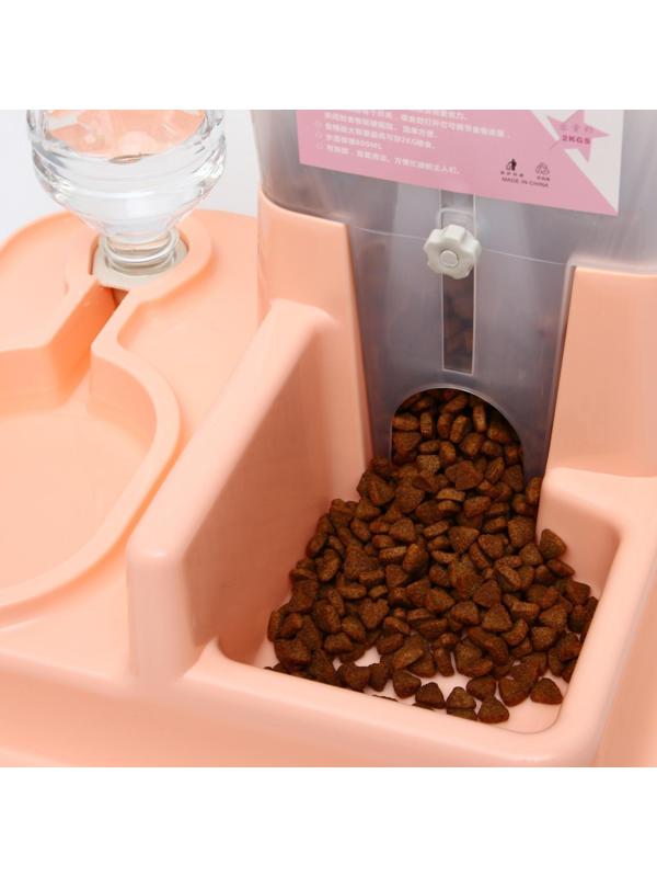 Комплекс: контейнер для корма 38х22х34 см (1,5 кг), съемная миска и поилка, персиковый