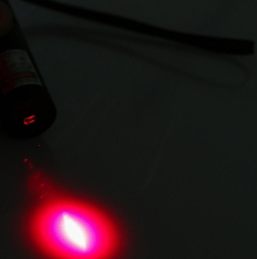 Лазерная указка аккумуляторная, дальность 2 км, красный луч, 14 х 2 см