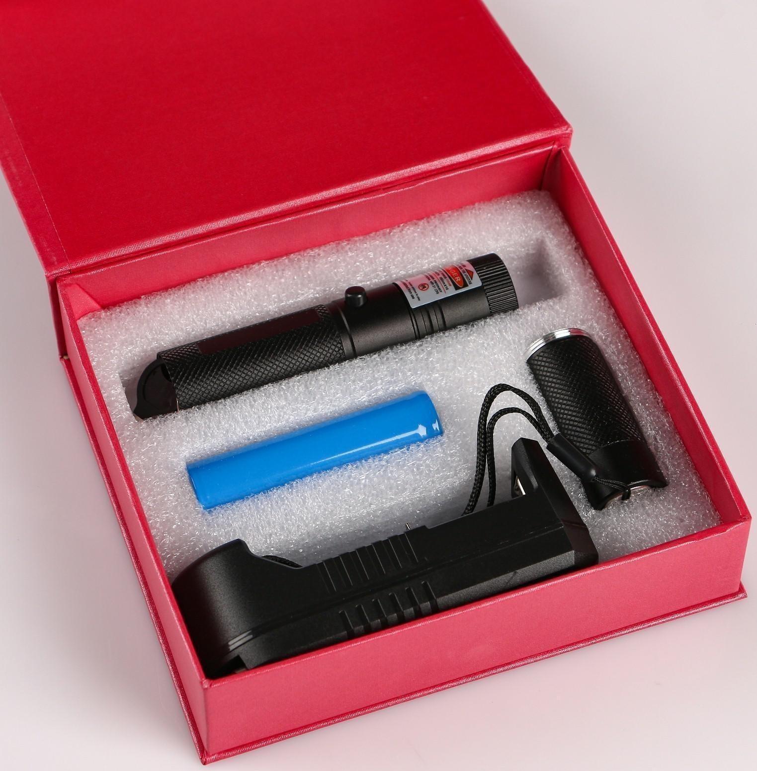 Лазерная указка аккумуляторная, дальность 2 км, красный луч, 14 х 2 см