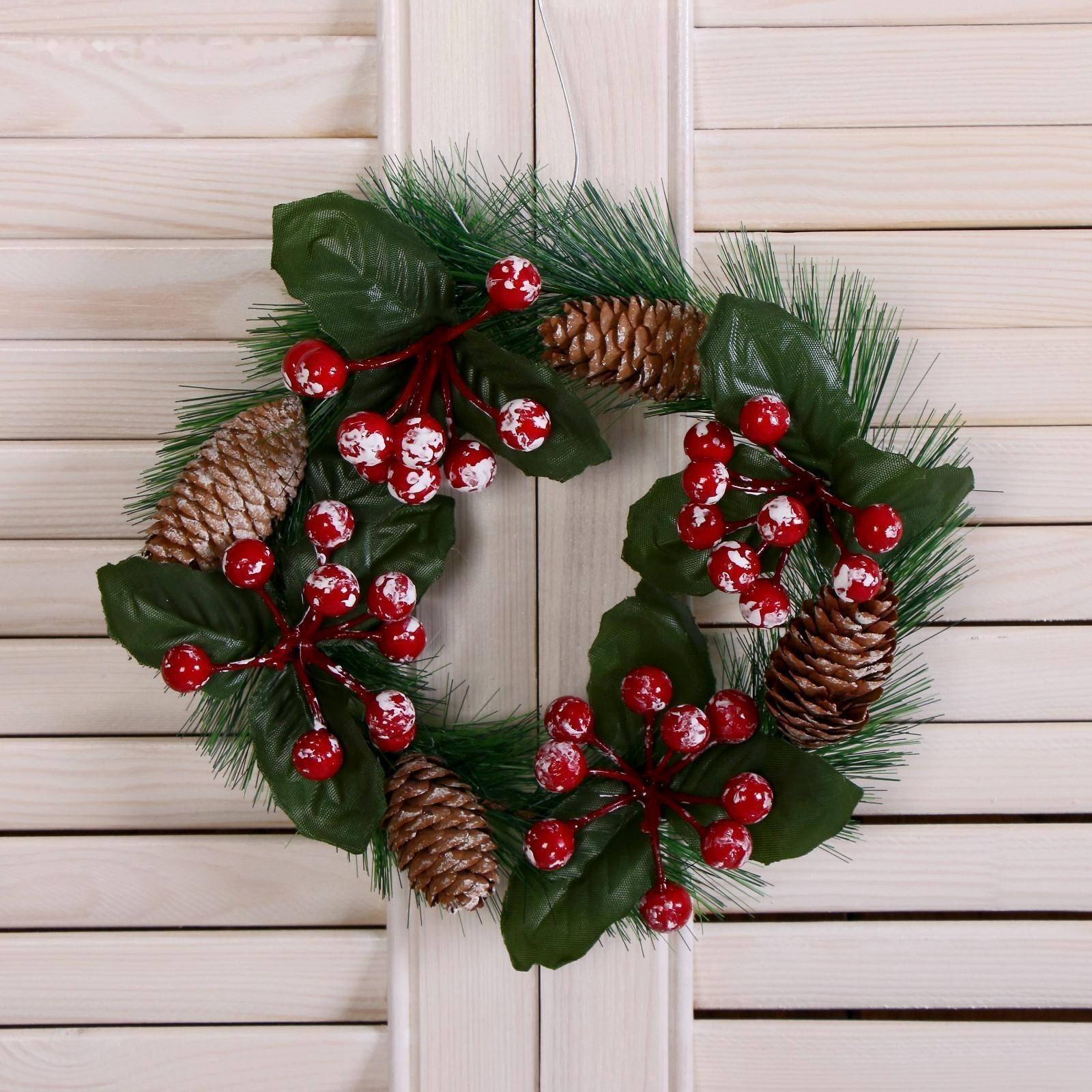 Венок новогодний d-16 см 