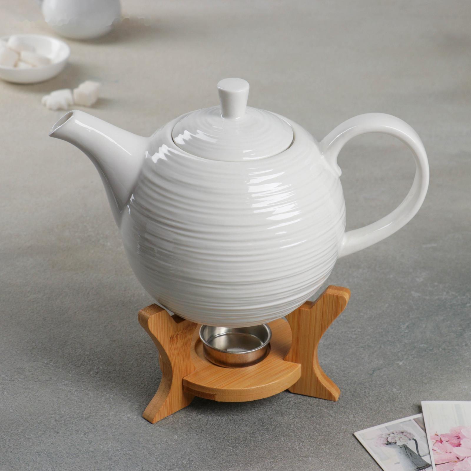Чайник фарфоровый заварочный Доляна «Полосы», 850 мл, подогрев, деревянная подставка