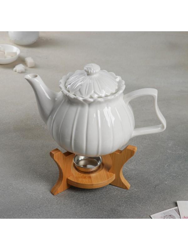 Чайник фарфоровый заварочный Доляна «Тюльпан», 700 мл, подогрев, деревянная подставка