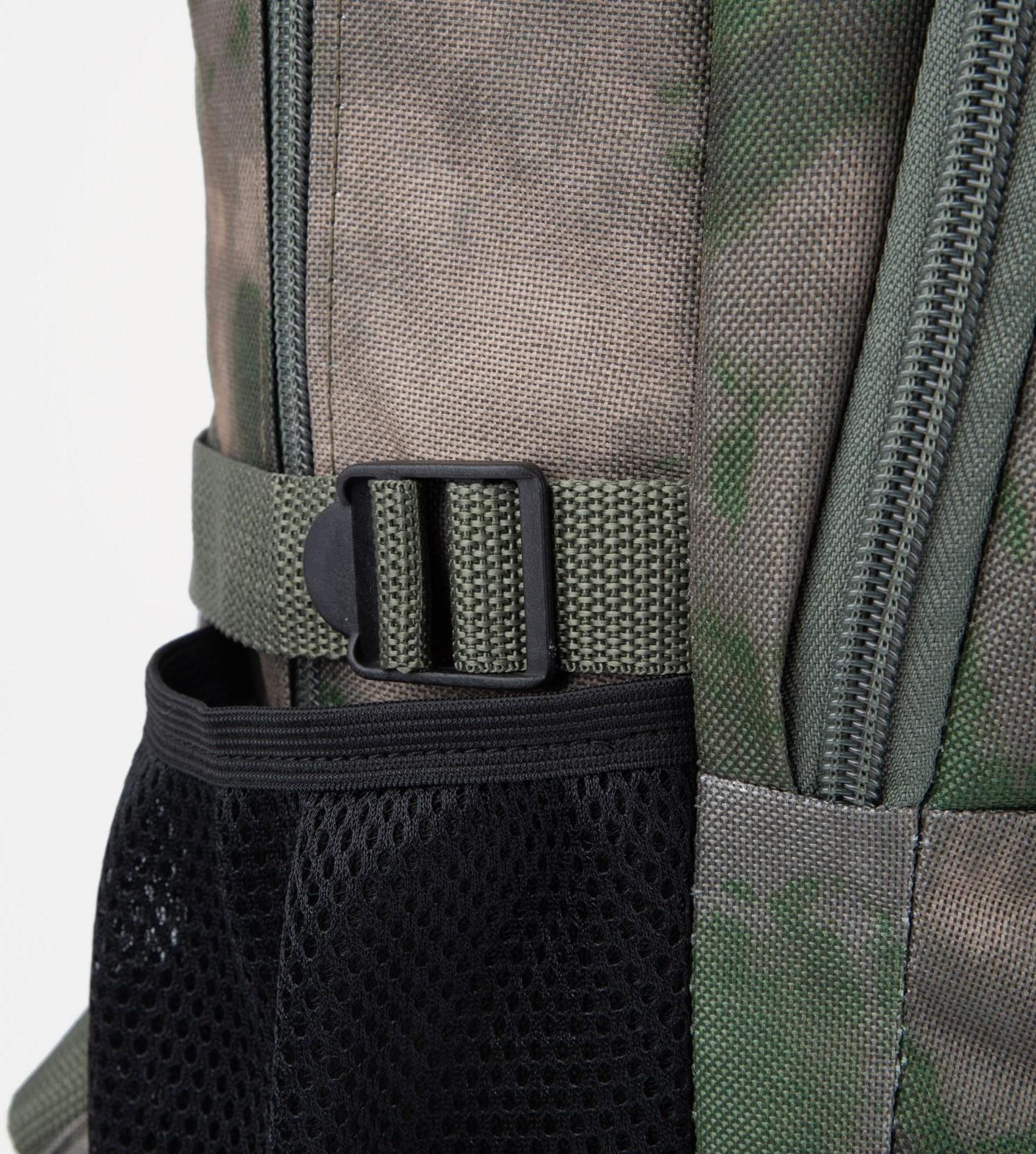 Рюкзак туристический, 2 отдела на молниях, 5 наружных карманов, цвет зелёный