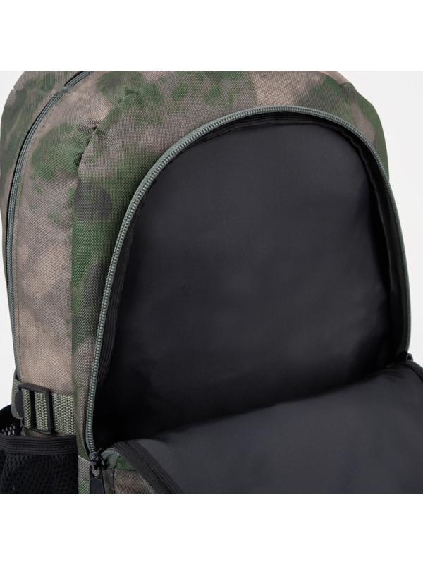 Рюкзак туристический, 2 отдела на молниях, 5 наружных карманов, цвет зелёный