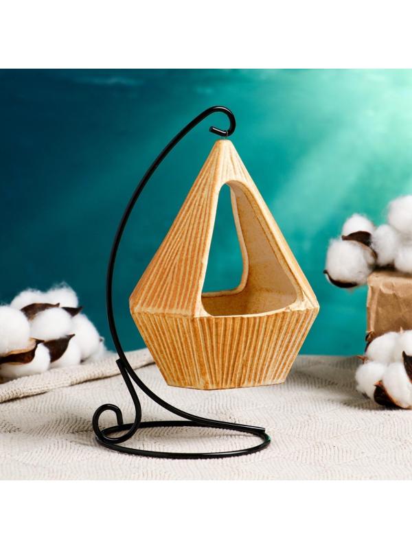 Горшок на подставке 