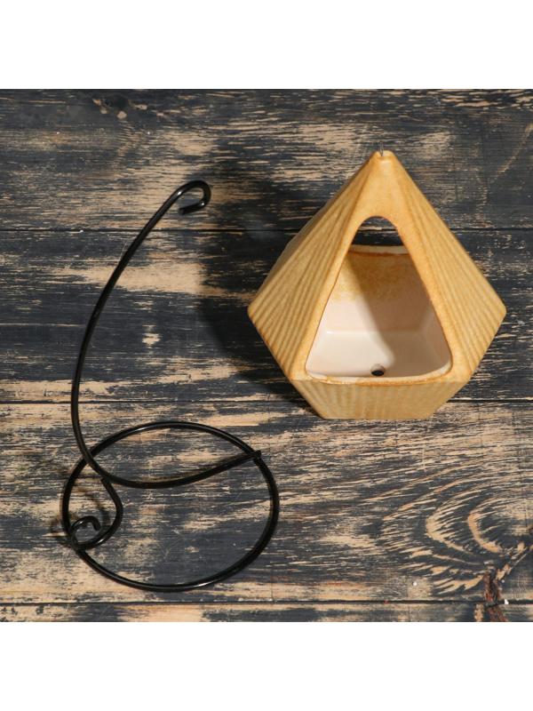 Горшок на подставке 