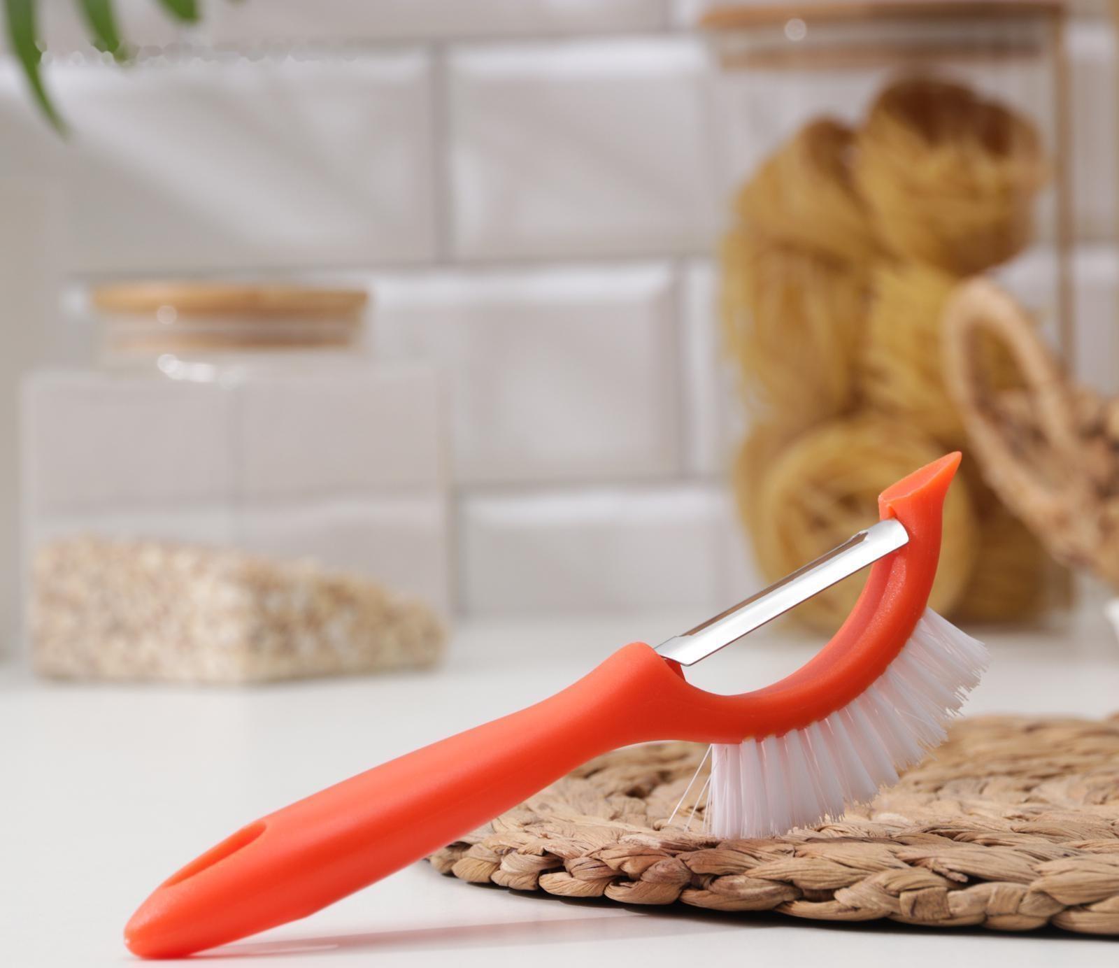 Овощечистка «Сарбо», 18,5×5 см, с щеткой, цвет МИКС