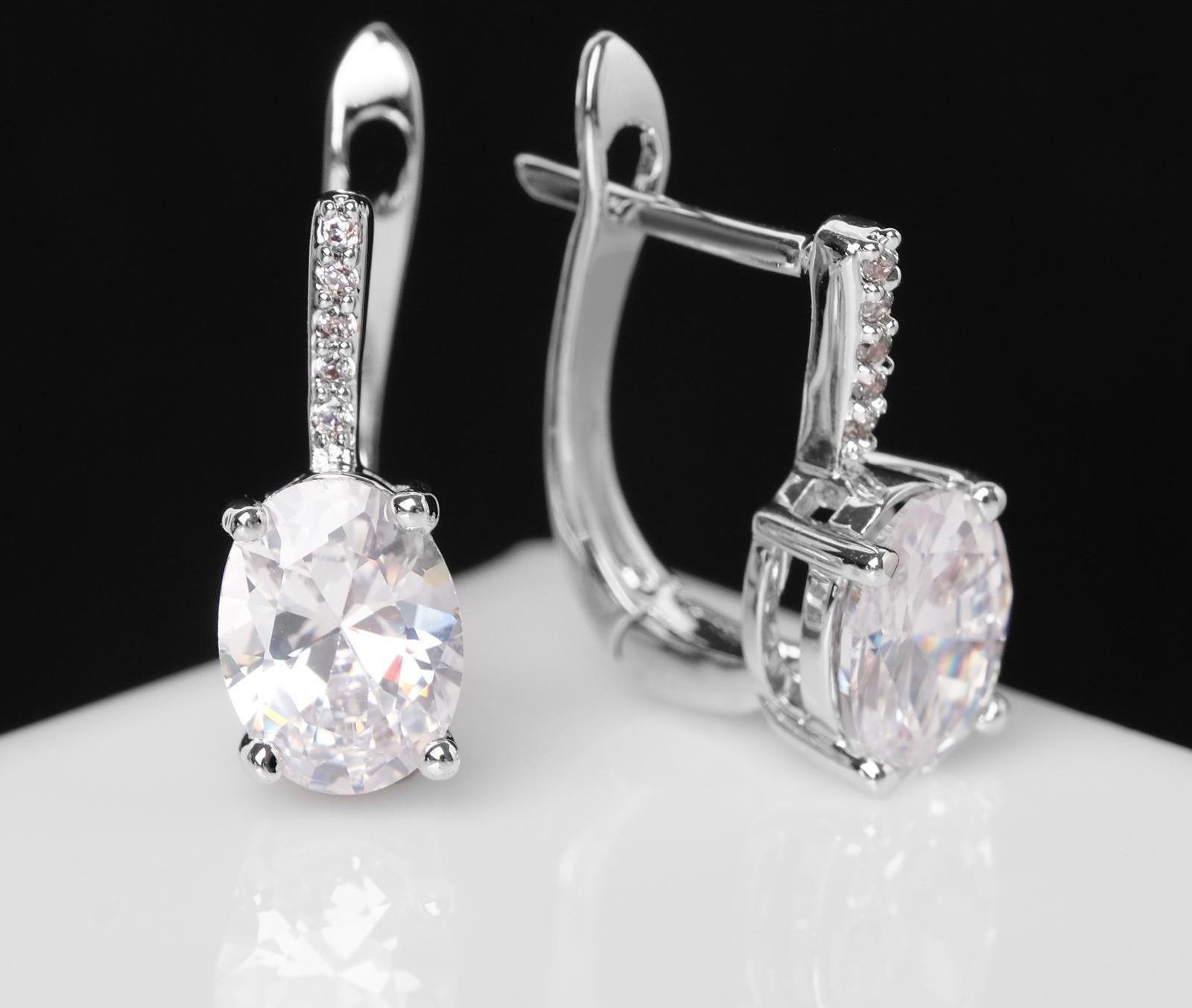 Серьги со стразами 