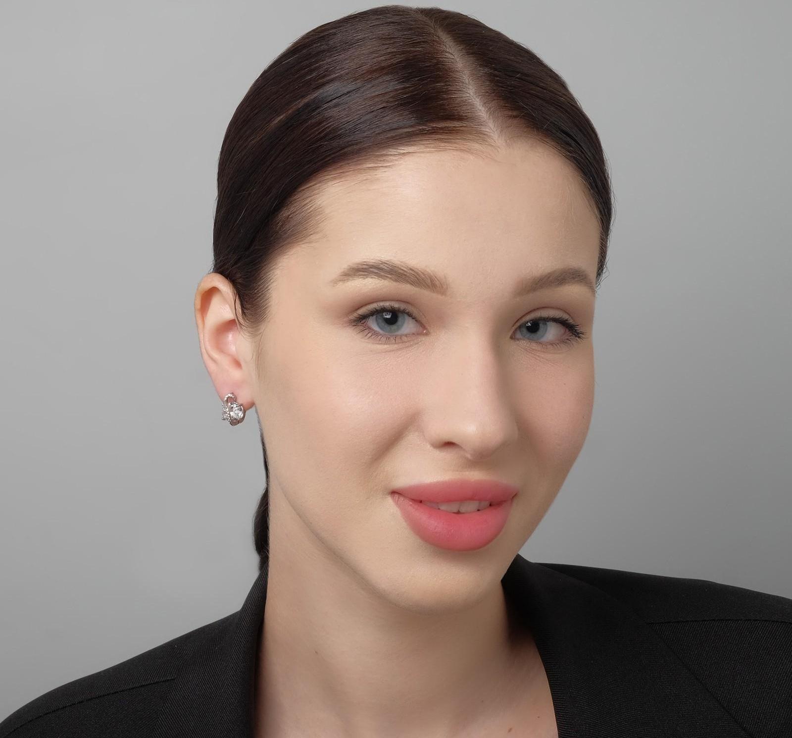 Серьги со стразами 