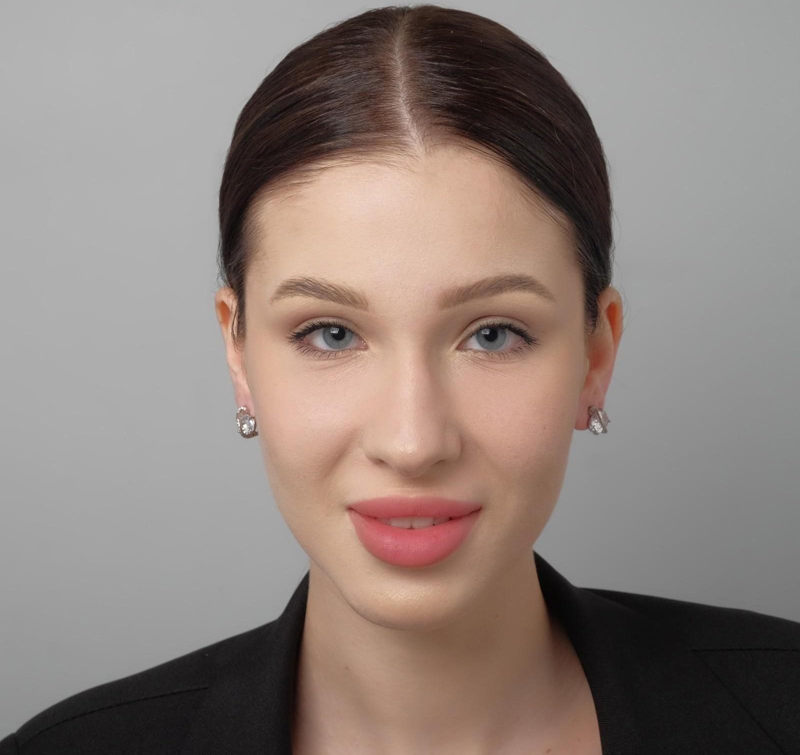 Серьги со стразами 