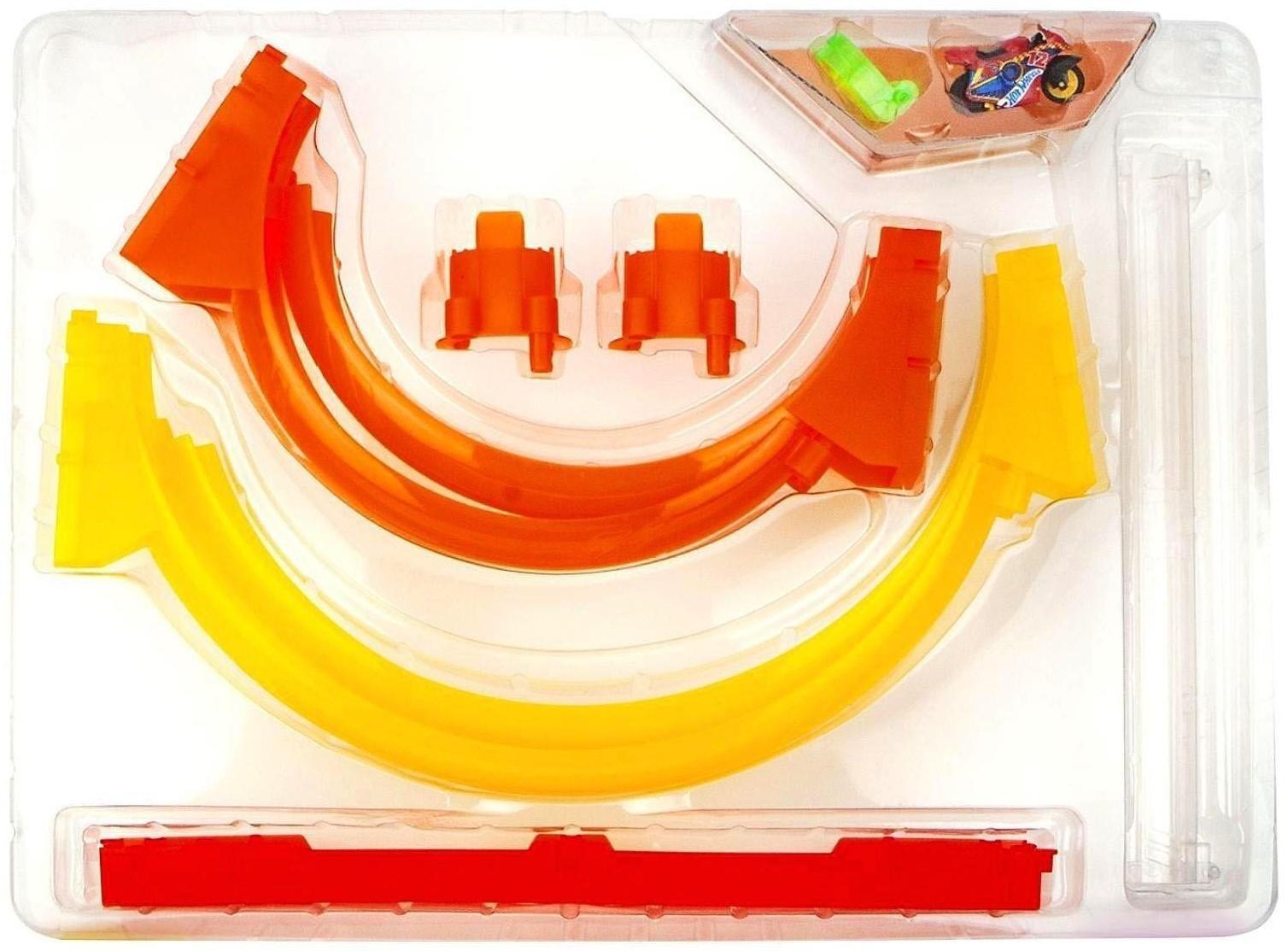 Игровой набор «Мотофристайл инерционный мотобайк» 8 деталей трека, 1 аксессуар для трюков