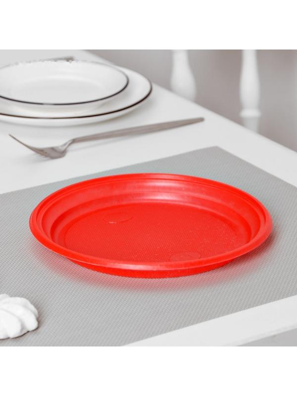 Тарелка одноразовая столовая, d=20,5 см, цвет красный