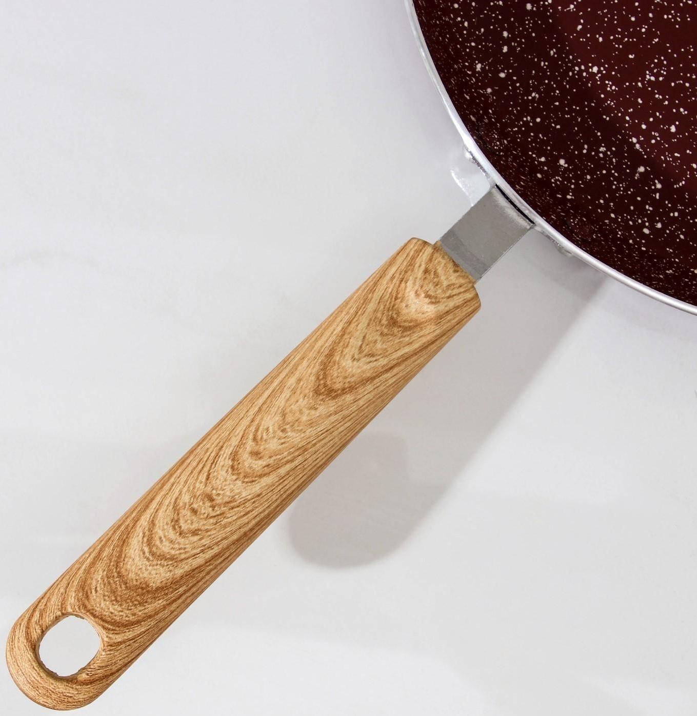 Сковорода блинная Доляна Natural, d=24 см, ручка soft-touch, антипригарное покрытие, индукция, цвет коричневый