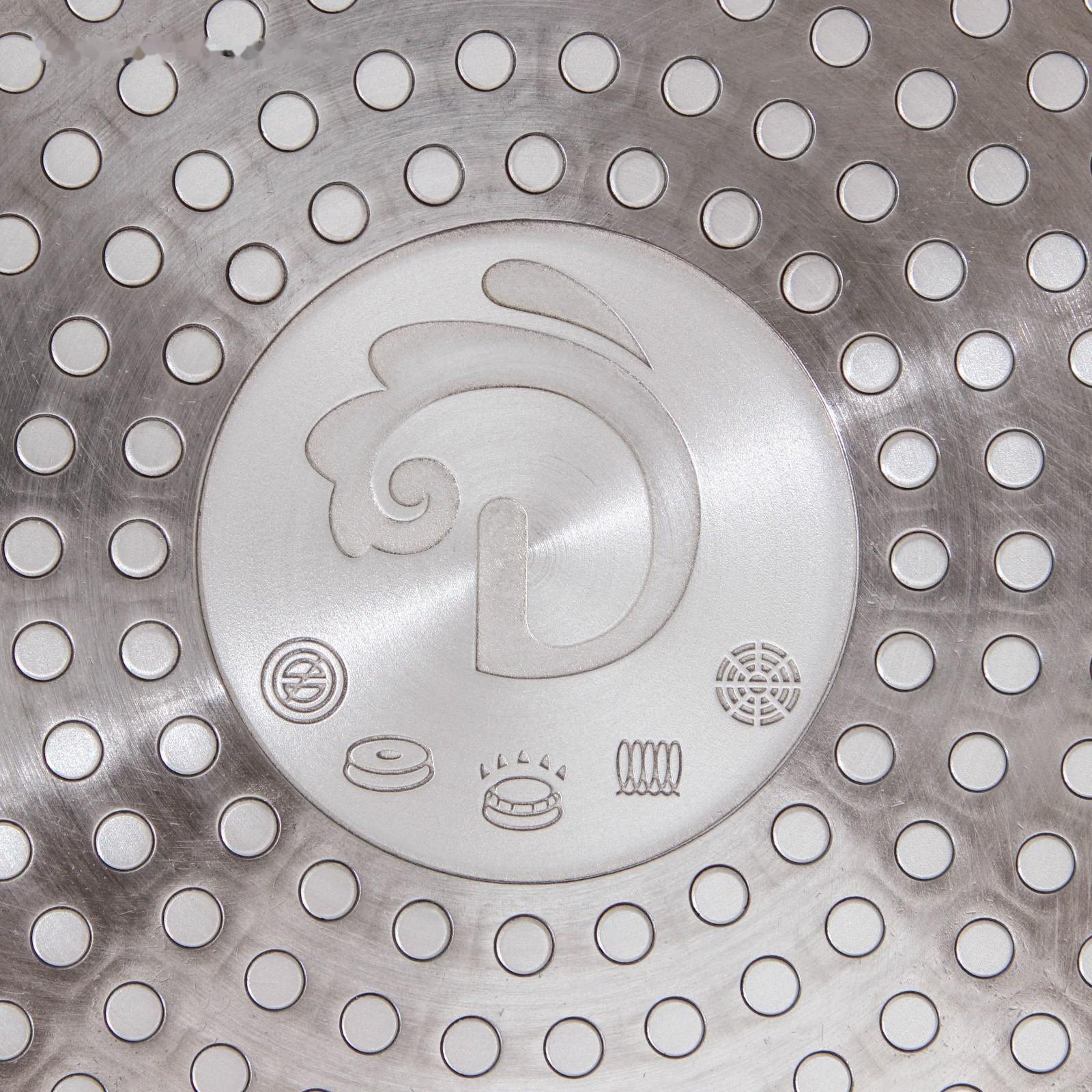 Сковорода блинная Доляна Natural, d=24 см, ручка soft-touch, антипригарное покрытие, индукция, цвет коричневый