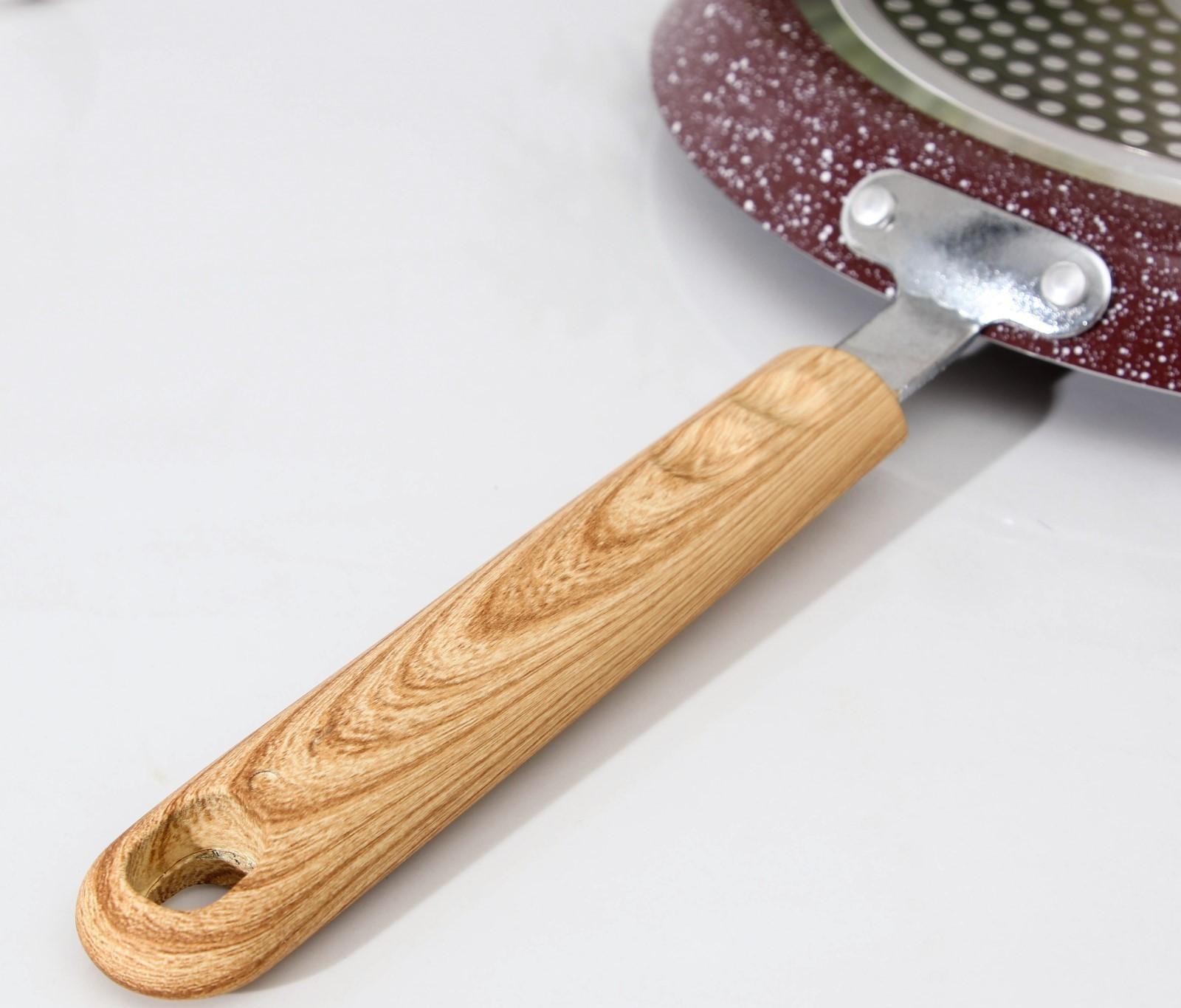 Сковорода блинная Доляна Natural, d=24 см, ручка soft-touch, антипригарное покрытие, индукция, цвет коричневый