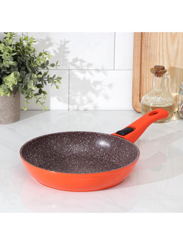 Сковорода кованая Magistro Terra, d=22 см, съёмная ручка, индукция, антипригарное покрытие, цвет оранжевый