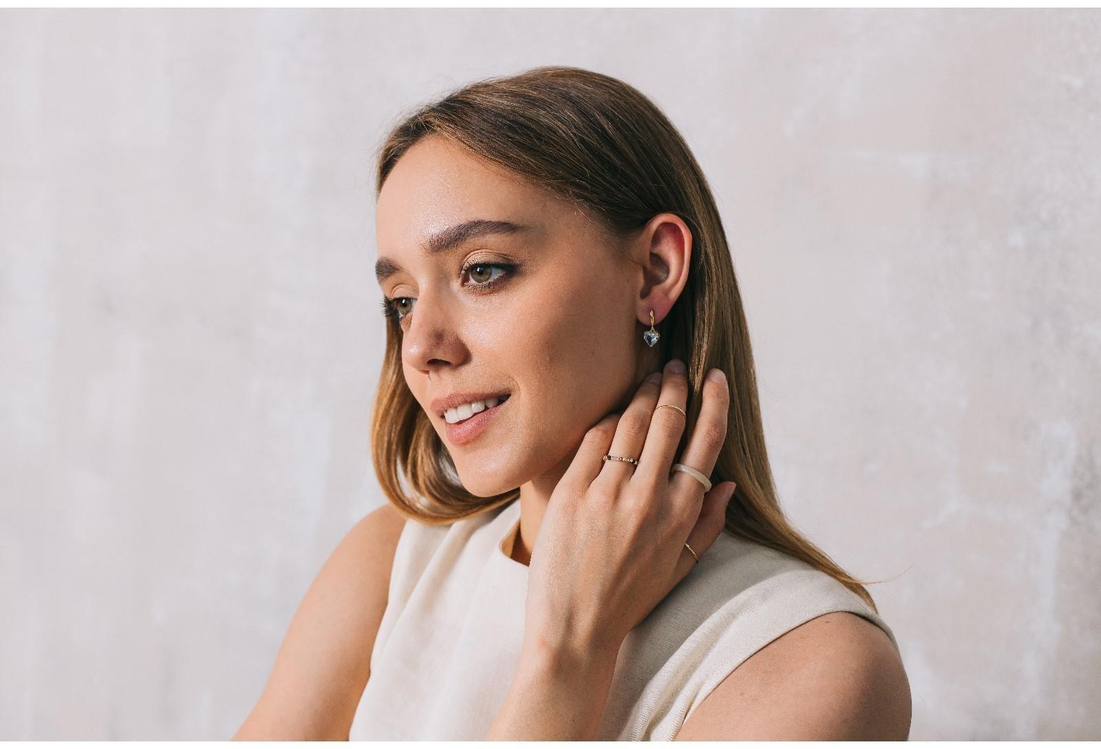 Серьги со стразами 