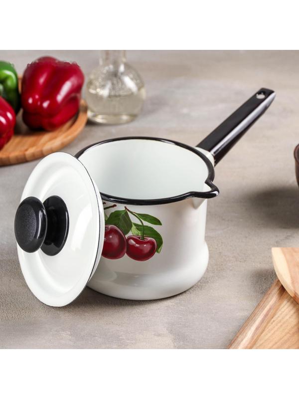 Ковш «Вишневый сад», 1 л, эмалированная крышка, металлическая ручка, индукция, цвет белый